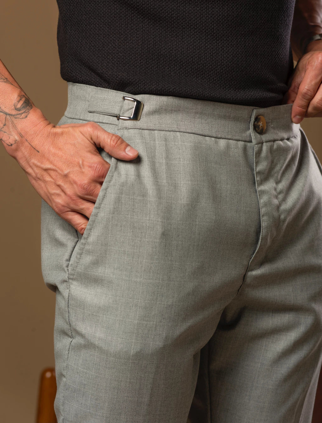 Kit com 3 Calças Alfaiataria Masculina Mônaco com Ajuste
